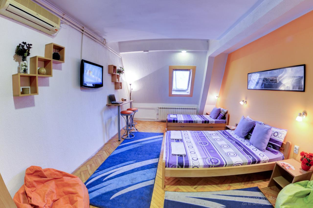 Hostel No9 Belgrad Exteriör bild