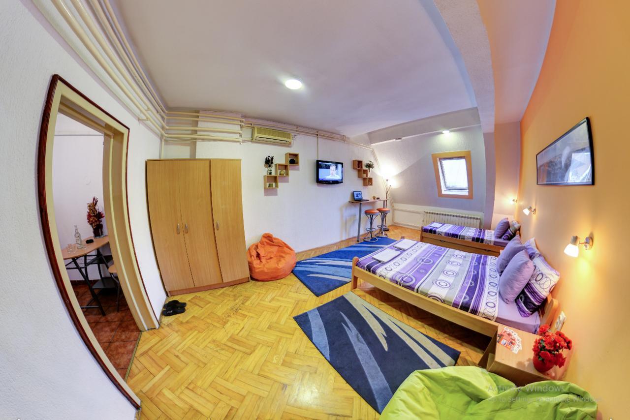 Hostel No9 Belgrad Exteriör bild